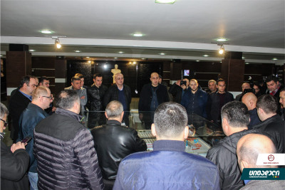 Metallic factory information tour in Baku