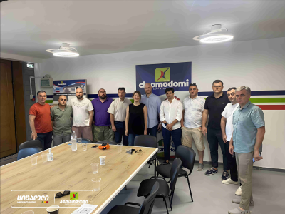 The informational tour in Greece, at the Chrodomom factory, has ended